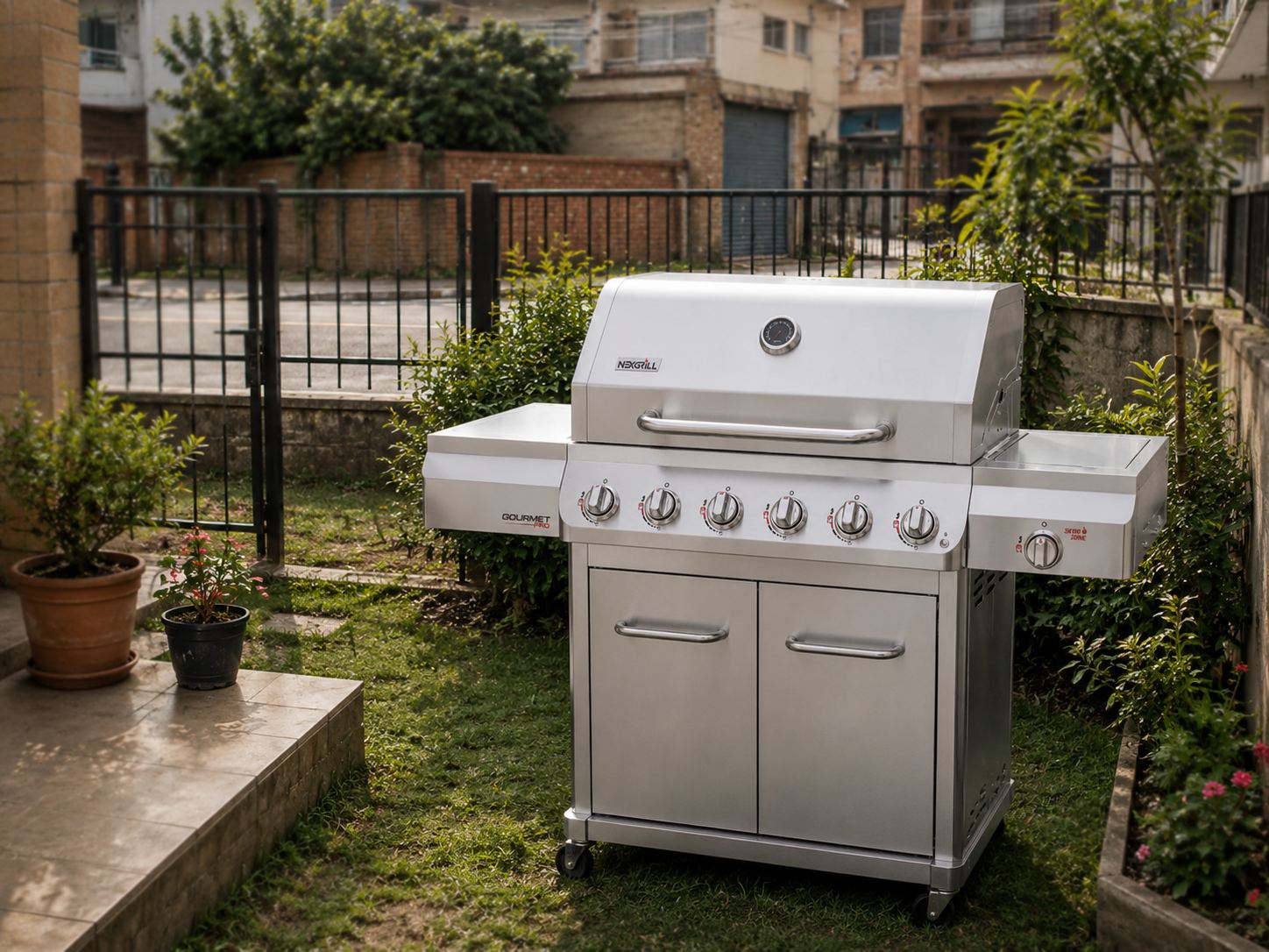 Nexgrill 6-Burner Outdoor Gas BBQ Grill